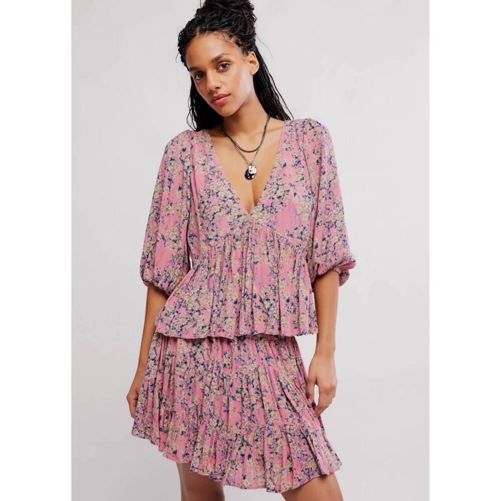 NEW FREE PEOPLE perishing printed set in pink combo